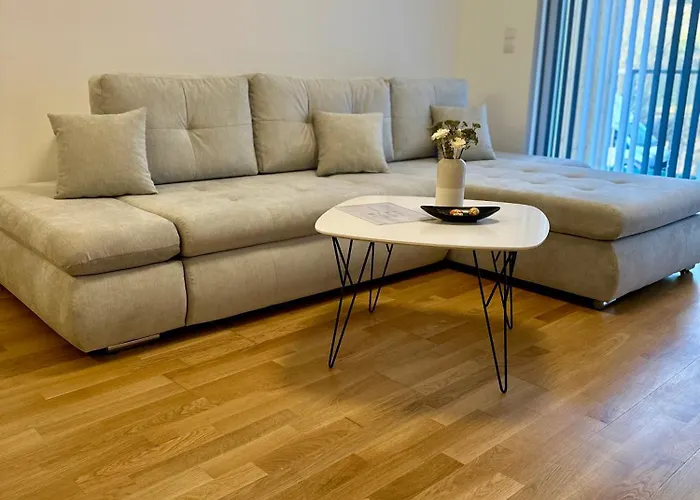 Harmony Living - 10 Min To Graz Apartment *